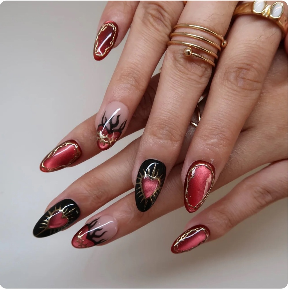 *Unopened* Brand New Ersa Nails Press On Full Set in Obsidian Blood